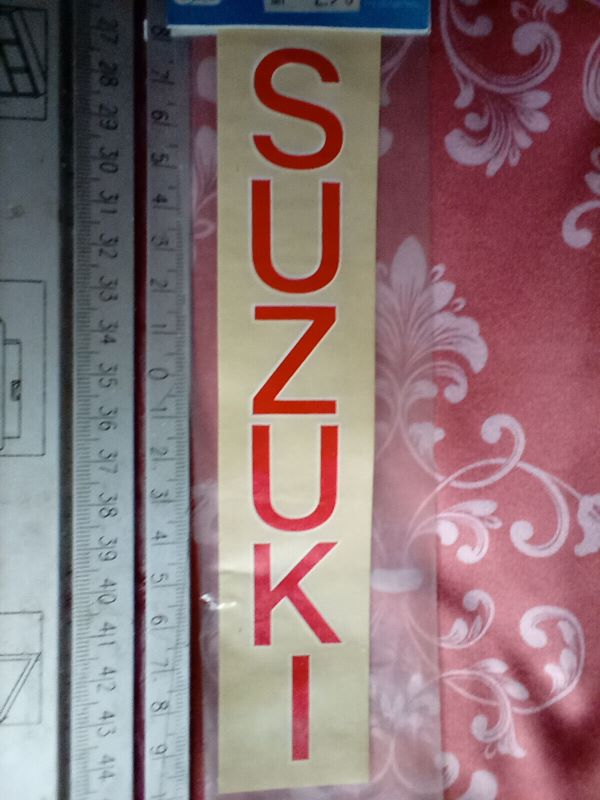 Suzuki Schriftzug Aufkleber 