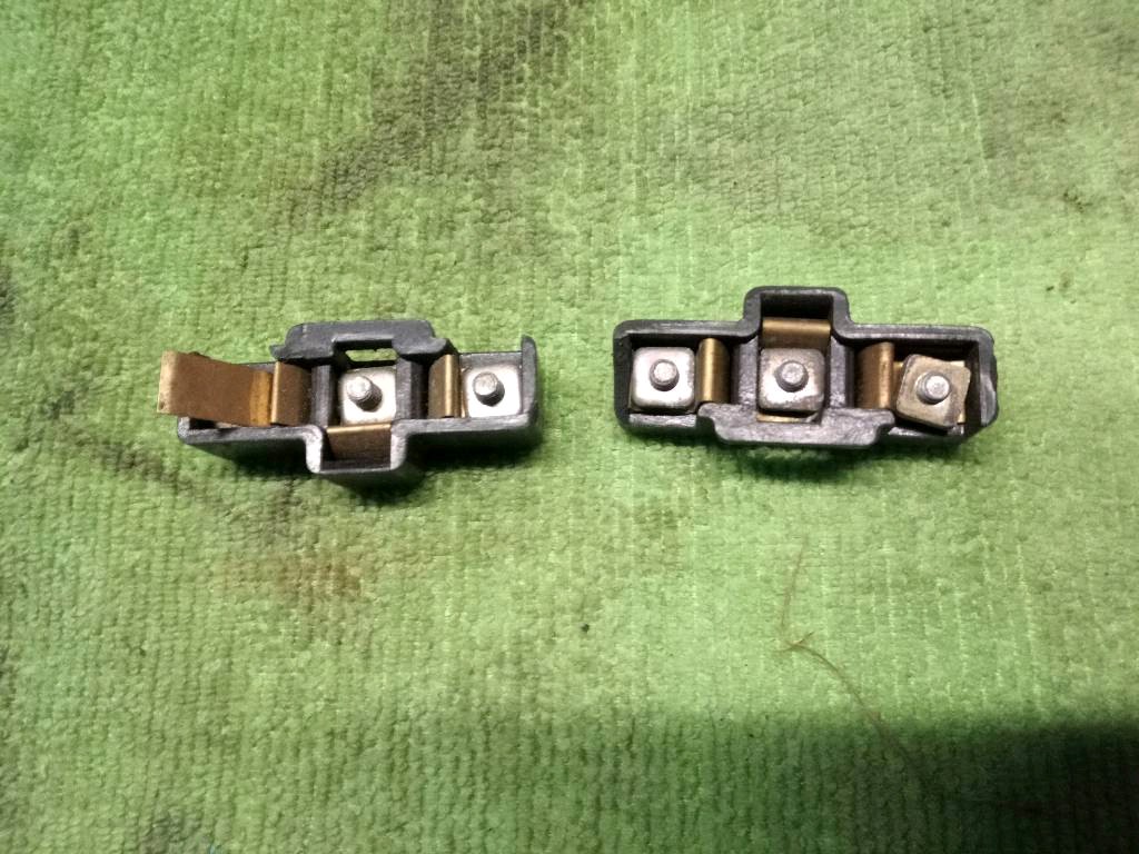 Lampenfassung H4 P43t Schraubbar Original DDR Lampenfassung H4 P43t Schraubbar Original DDR