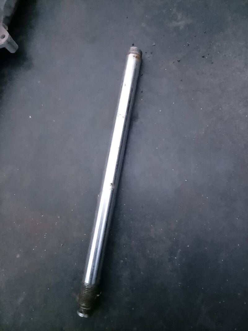 Mz Schwingenbolzen LAGERBOLZEN ETZ 250, TS250, TS 250/1 280MM LANG Mz Schwingenbolzen LAGERBOLZEN ETZ 250, TS250, TS 250/1 280MM LANG
