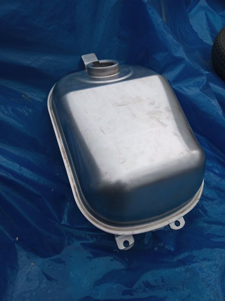c725589a-98d0-4155-84e3-490a44a420a1 Simson Schwalbe Tank Edelstahl