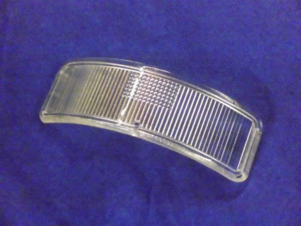 DSCI2269yegazlZon2ffg Rücklicht 100mm Kennzeichen Beleuchtung Glas