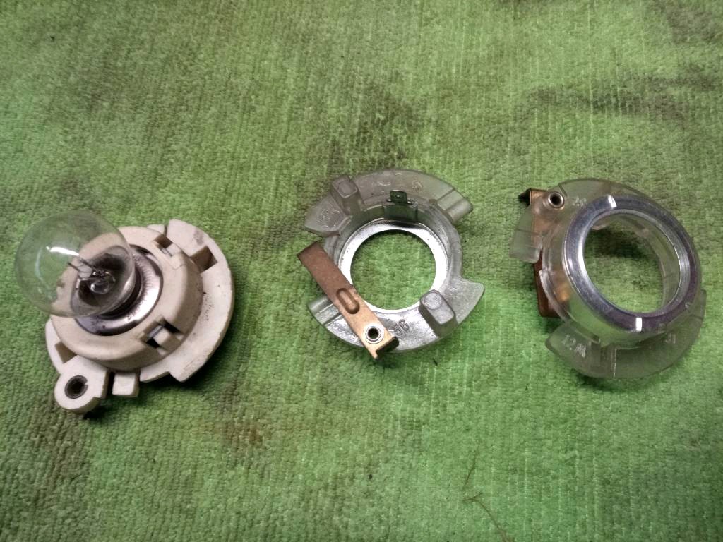 Aprilia Piaggio Lampenfassung Lampenhalter Scheinwerfer 3 Aprilia Piaggio Lampenfassung Lampenhalter Scheinwerfer 3
