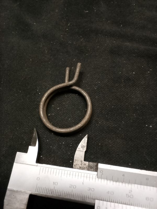 Schaltfeder Rückholfeder Schaltung für Schaltwelle MZ ES ETS TROPHY 175 175/2 250 250/1 250/2 300 Schaltfeder Rückholfeder Schaltung für Schaltwelle MZ ES ETS TROPHY 175 175/2 250 250/1 250/2 300