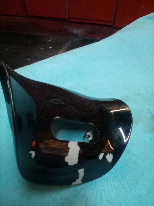 Piaggio MP3 300 Lenker Verkleidung Abdeckung Piaggio MP3 300 Lenker Verkleidung Abdeckung