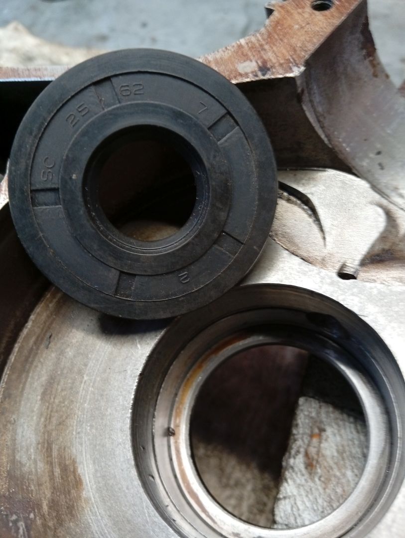 DKW RT 250 Kurbelwelle Dichtring 25x62x7
