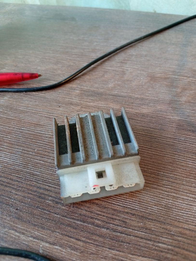 Aprilia Yamaha KTM Regler Spannungsregler Gleichrichter