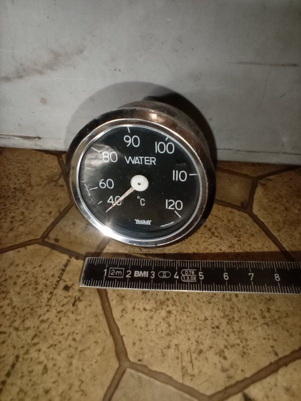 Universal Temperaturanzeige 40 - 120°C, 12 Volt Universal Temperaturanzeige 40 - 120°C, 12 Volt