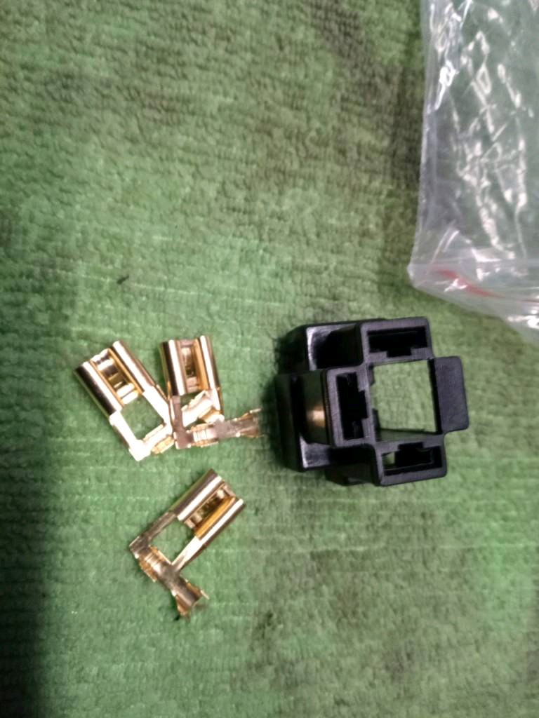 Universal H4 P43t Lampenfassung Universal H4 P43t Lampenfassung