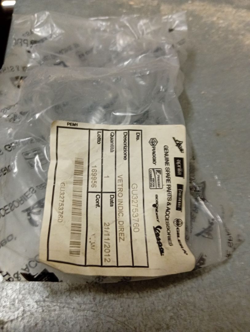 Moto Guzzi V7 Racer Hinterer Blinker vorne Links Rechts Weiß