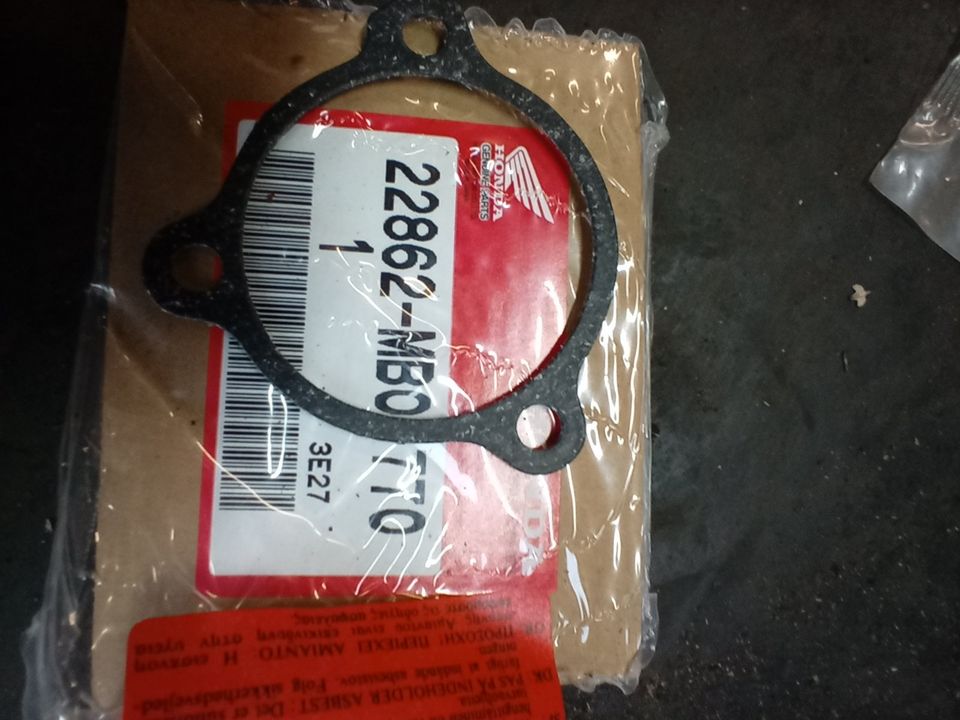 Honda. 22862-MB0-770