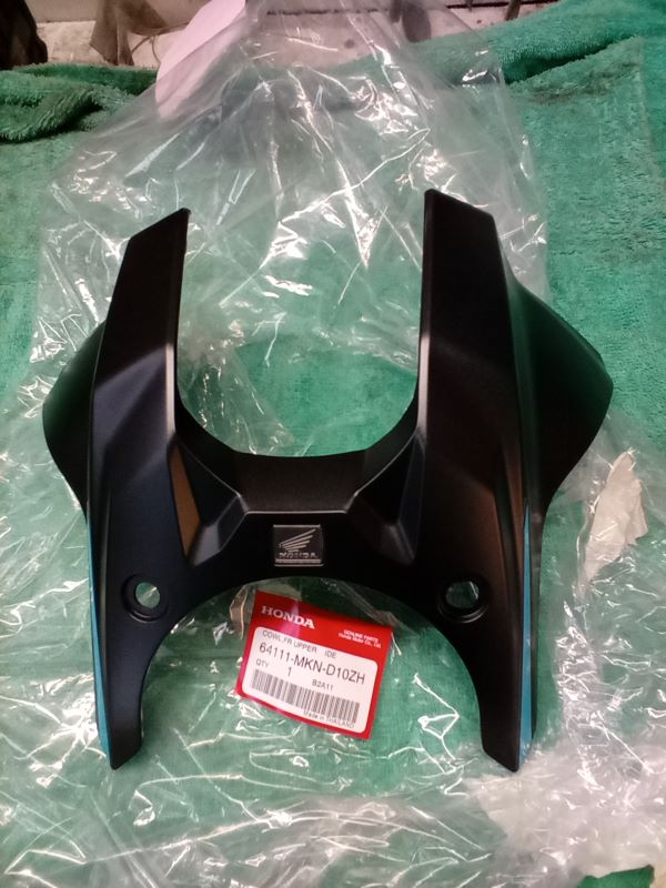 Original Honda Tankverkleidung Tank Abdeckung Haube schwarz NH01 Original Honda Tankverkleidung Tank Abdeckung Haube schwarz NH01
